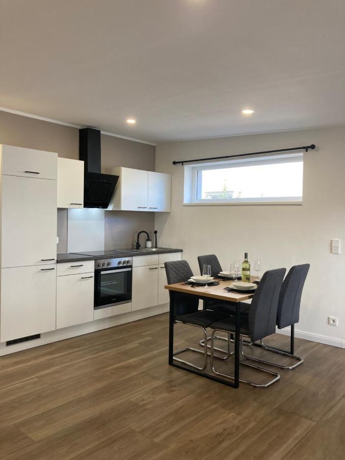Moderne Ferienwohnung Mit Balkon Herxheim Luaran gambar